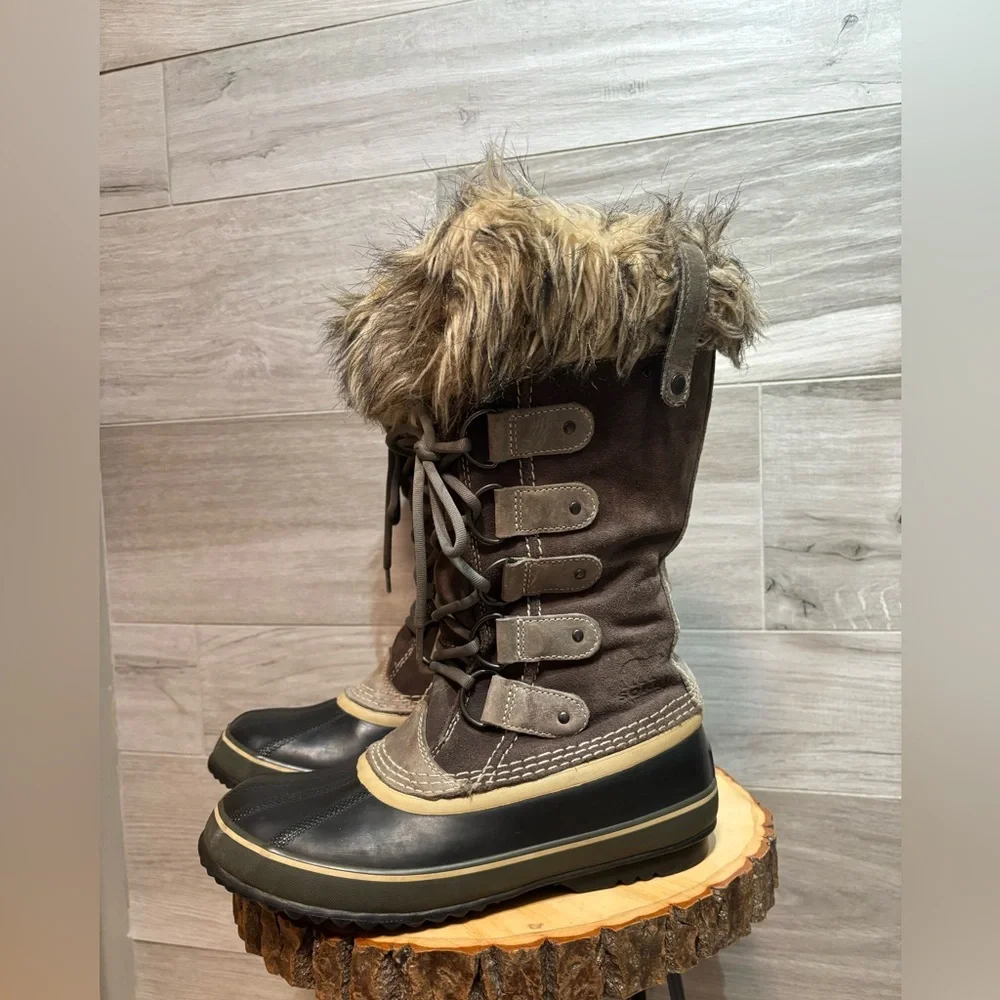 Sorel Joan of Artic Winter boots size 9 - Picture 2 of 7